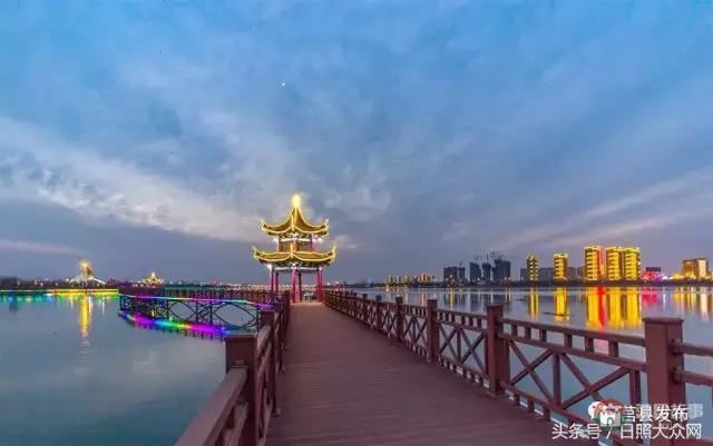 莒縣沭河公園夜景，真是美！